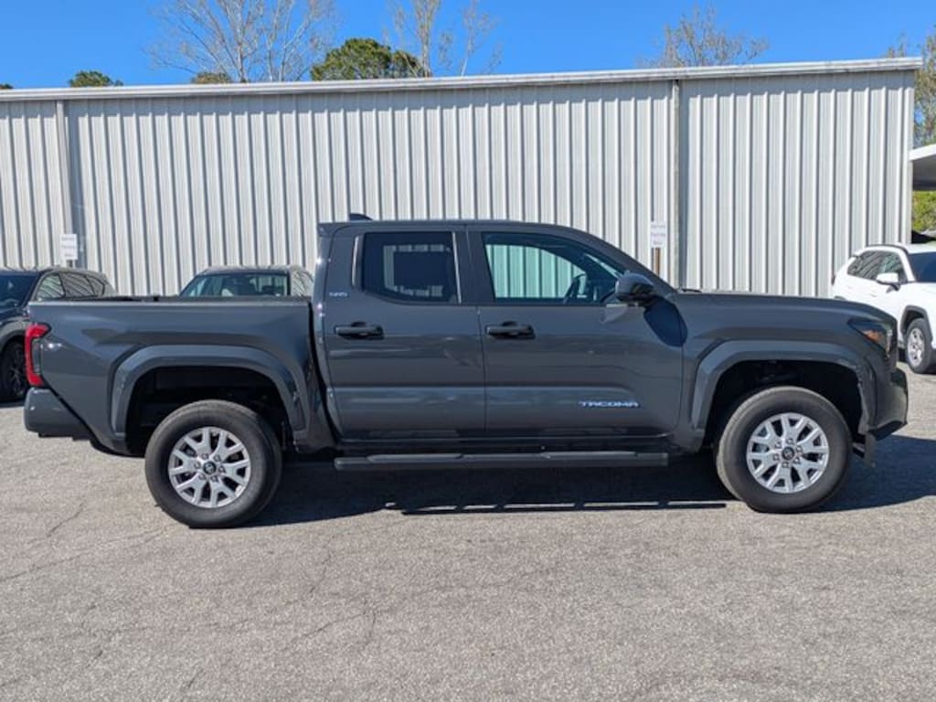 Used 2025 Toyota Tacoma Truck Double Cab