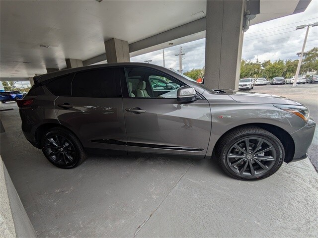 2025 Acura RDX A-Spec photo 3