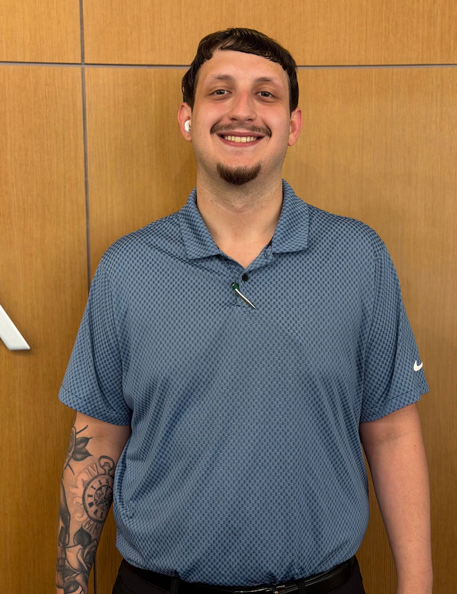 Staff member Ricky Rivera from ID_a1926d
