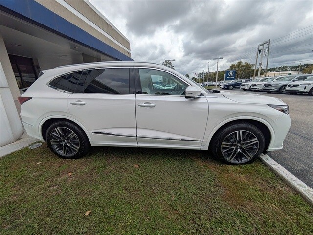2026 Acura MDX SH-AWD Advance photo 3
