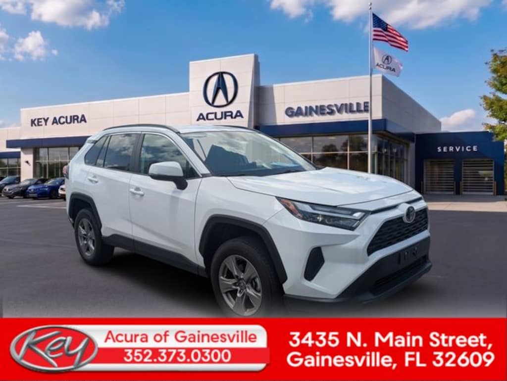 Used 2025 Toyota RAV4 XLE SUV