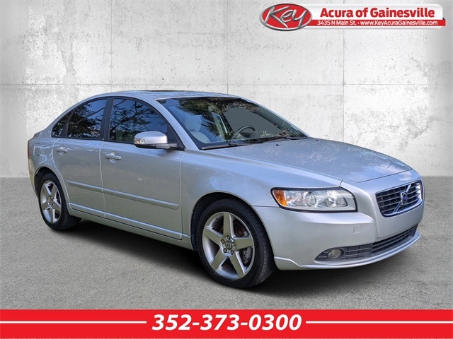 2008 Volvo S40 2.4i's photo
