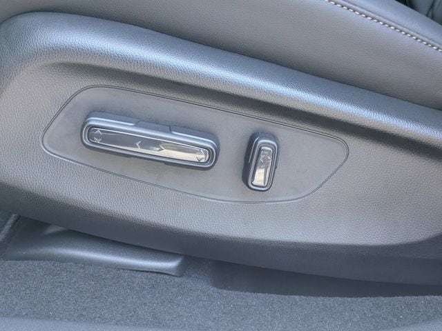2025 Acura ADX Base - Photo 18