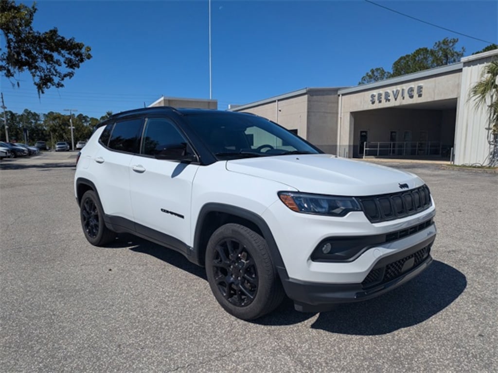 Used 2022 Jeep Compass Latitude SUV