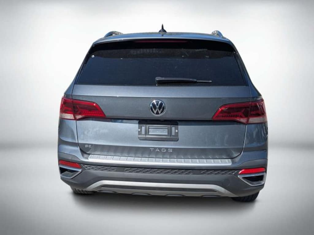 Used 2023 Volkswagen Taos 1.5T SE SUV
