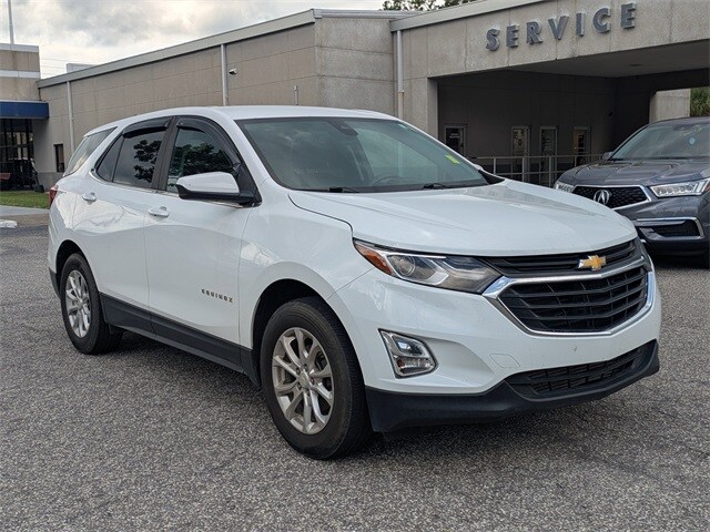 2021 Chevrolet Equinox LT photo 2
