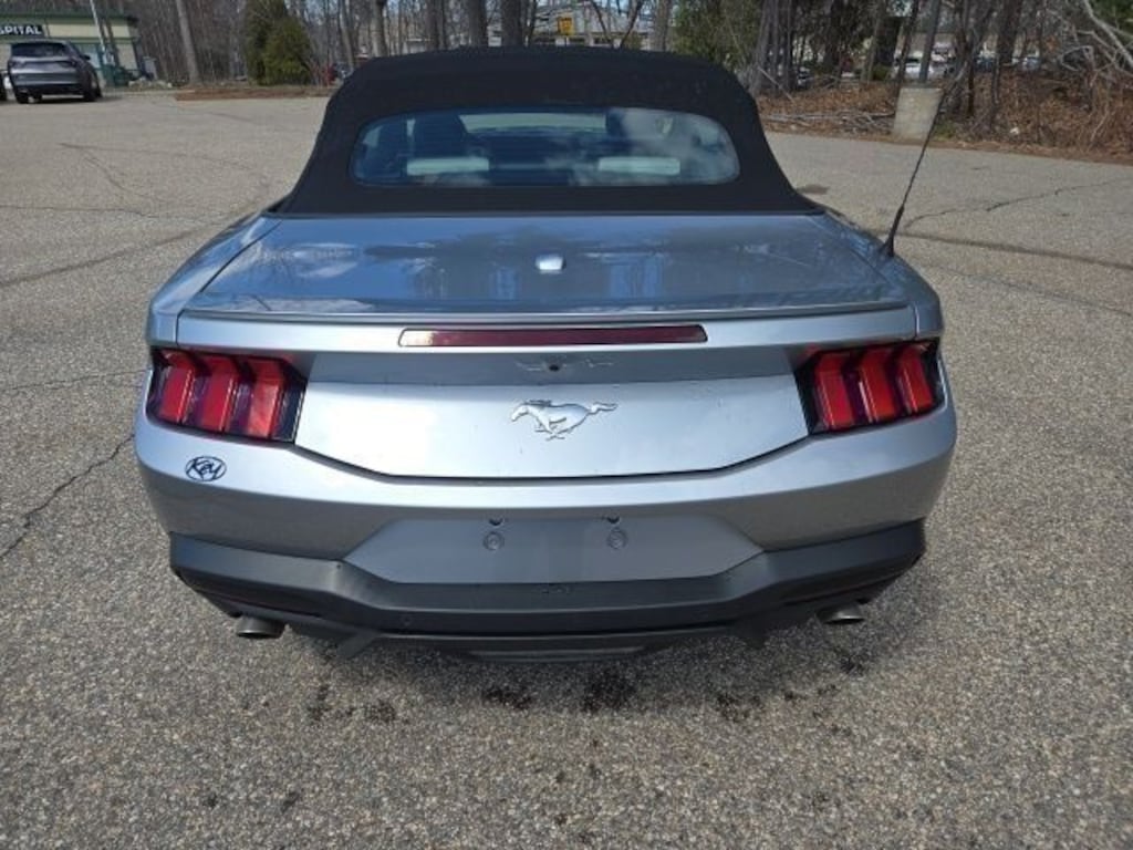 Used 2024 Ford Mustang Convertible