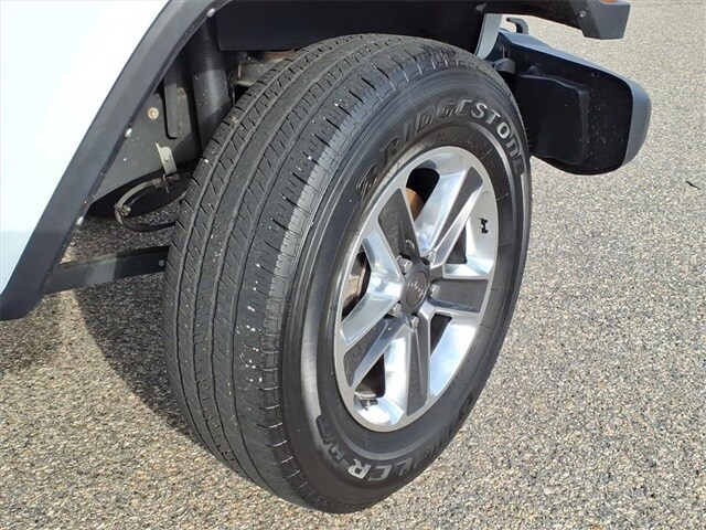 2021 Jeep Wrangler Unlimited Sahara photo 4