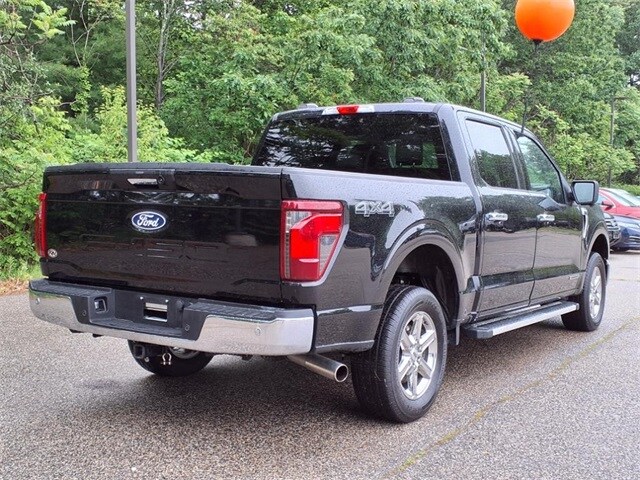 2024 Ford F-150 XLT photo 3