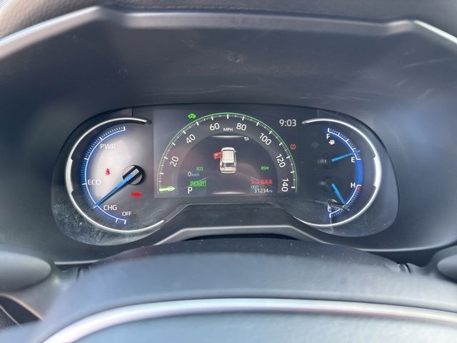 2024 Toyota RAV4 SE - Photo 18
