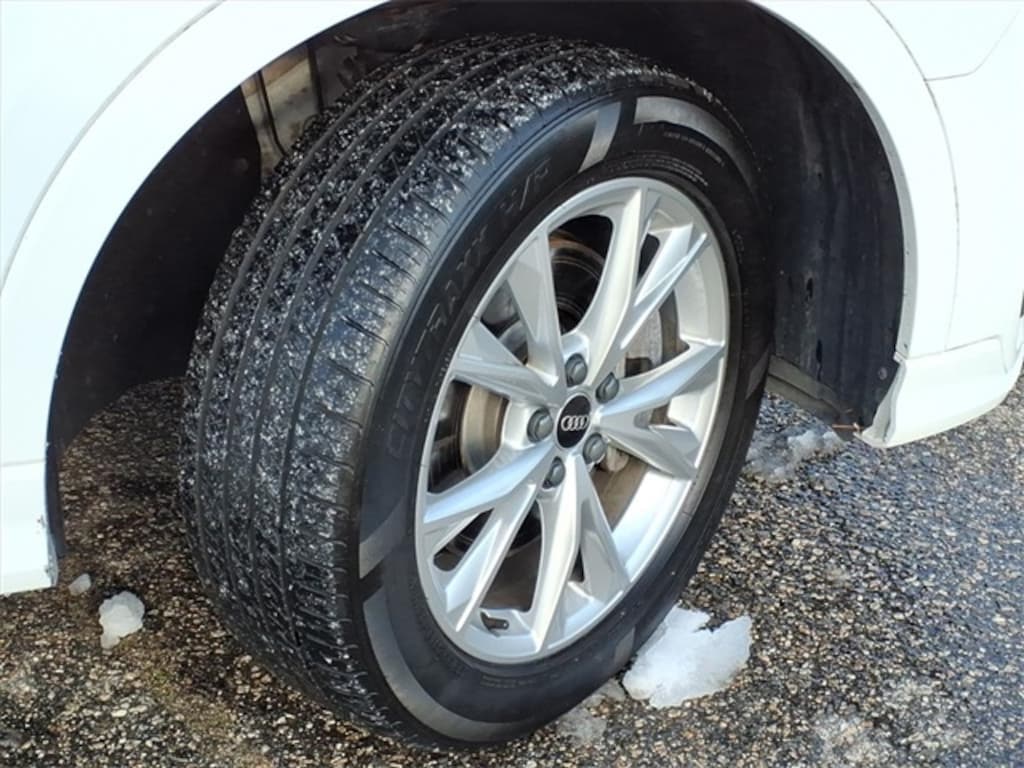 Used 2023 Audi Q3 45 S line Premium SUV