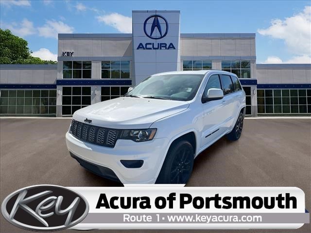 2017 Jeep Grand Cherokee Altitude 4WD's photo