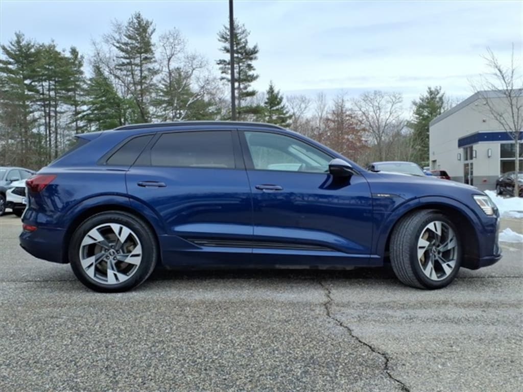 Used 2022 Audi e-tron Premium SUV