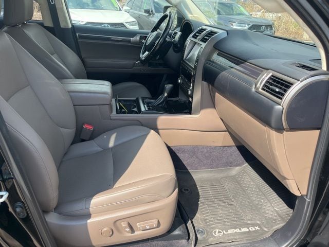 2020 Lexus GX PREMIUM - Photo 15
