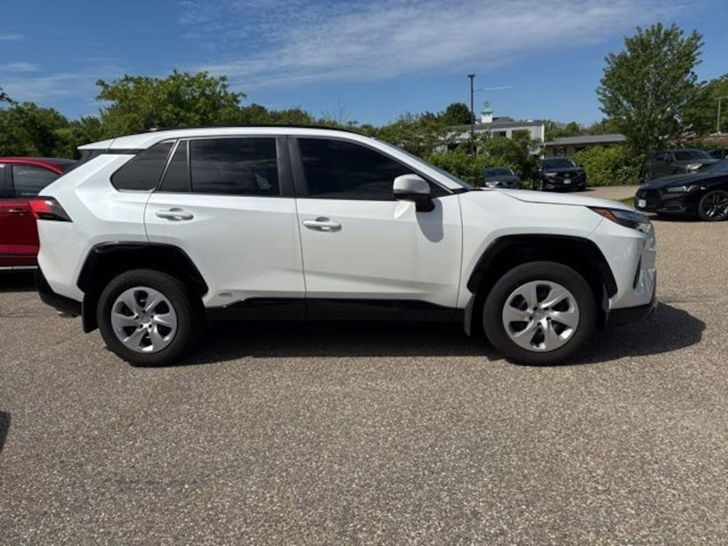 Used 2024 Toyota RAV4 Hybrid SE SUV
