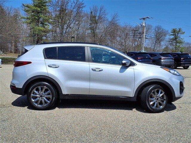 2022 Kia Sportage Nightfall Edition photo 2