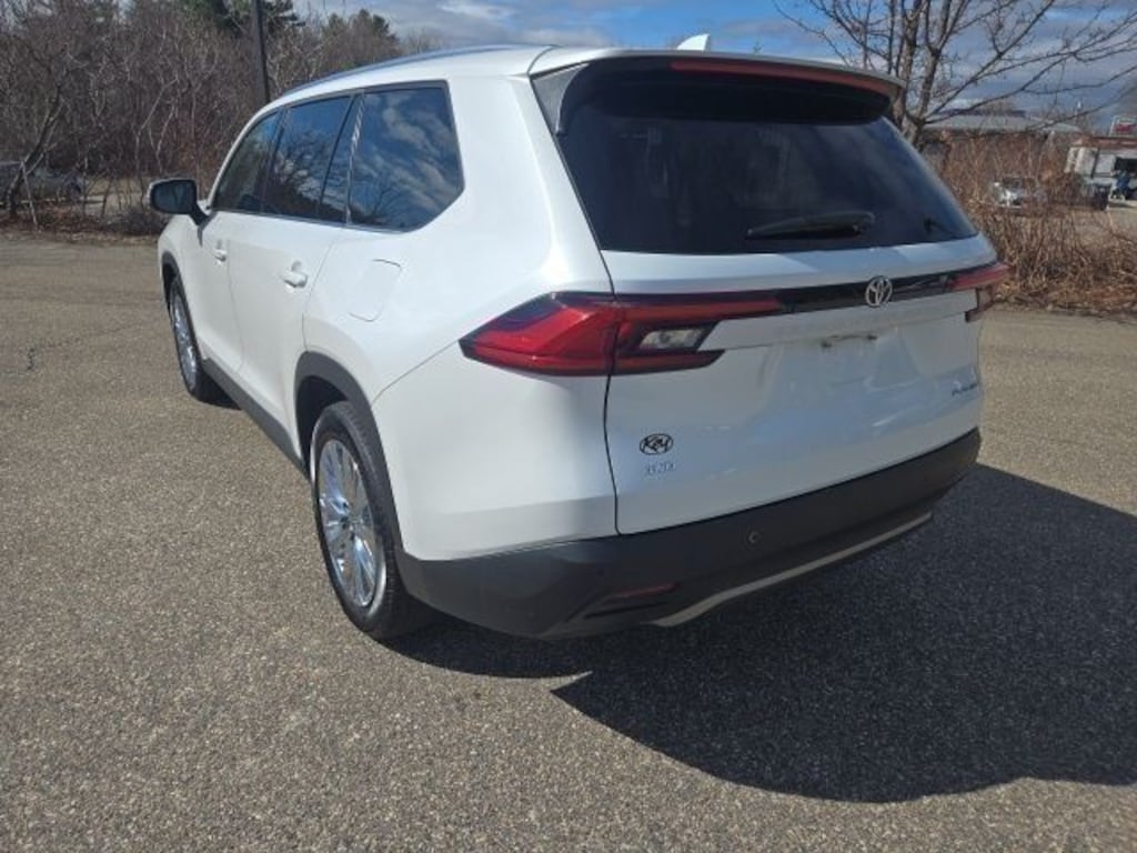 Used 2024 Toyota Grand Highlander Platinum SUV