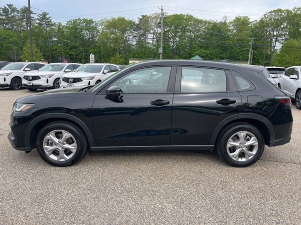 Used 2025 Honda HR-V LX SUV