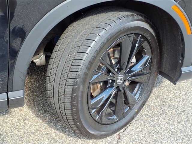 2024 Honda CR-V Hybrid Sport Touring photo 3