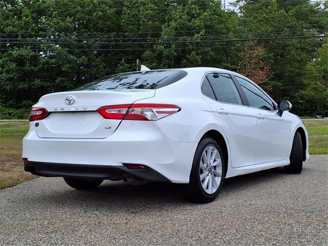 2024 Toyota Camry LE photo 3