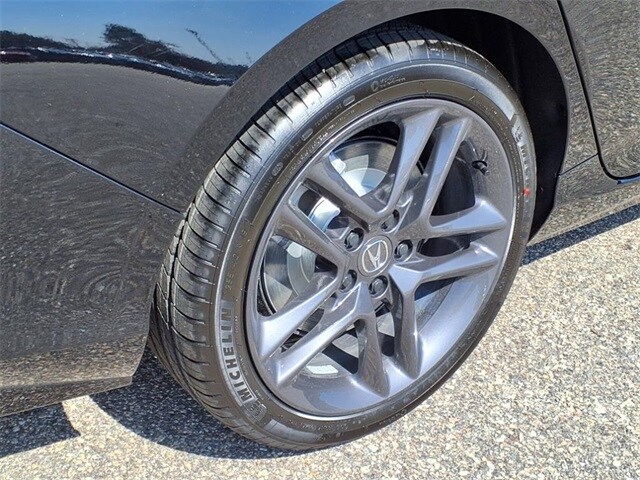 2025 Acura TLX SH-AWD A-Spec photo 4