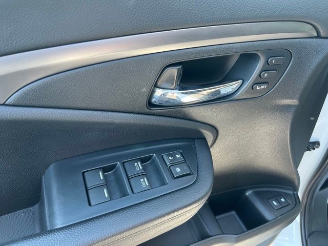 2022 Honda Pilot SE - Photo 17