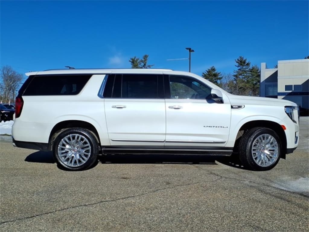 Used 2024 GMC Yukon XL Denali SUV