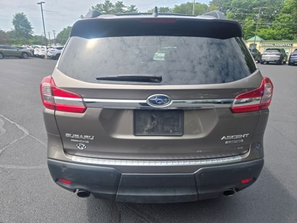 Used 2022 Subaru Ascent Limited 7-Passenger SUV