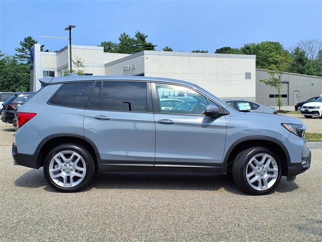2024 Honda Passport EX-L photo 2
