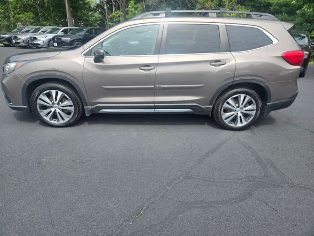 Used 2022 Subaru Ascent Limited 7-Passenger SUV