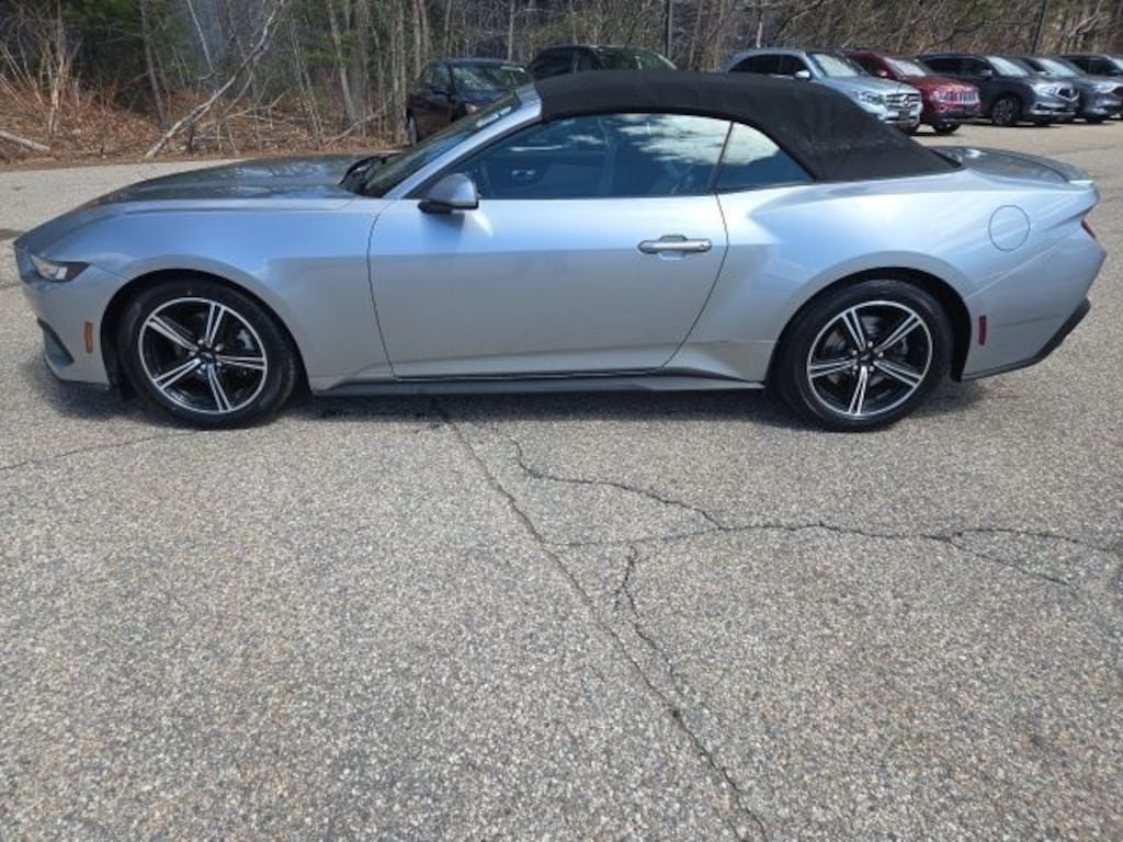 Used 2024 Ford Mustang Convertible