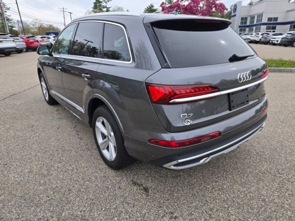 Used 2022 Audi Q7 45 Premium SUV