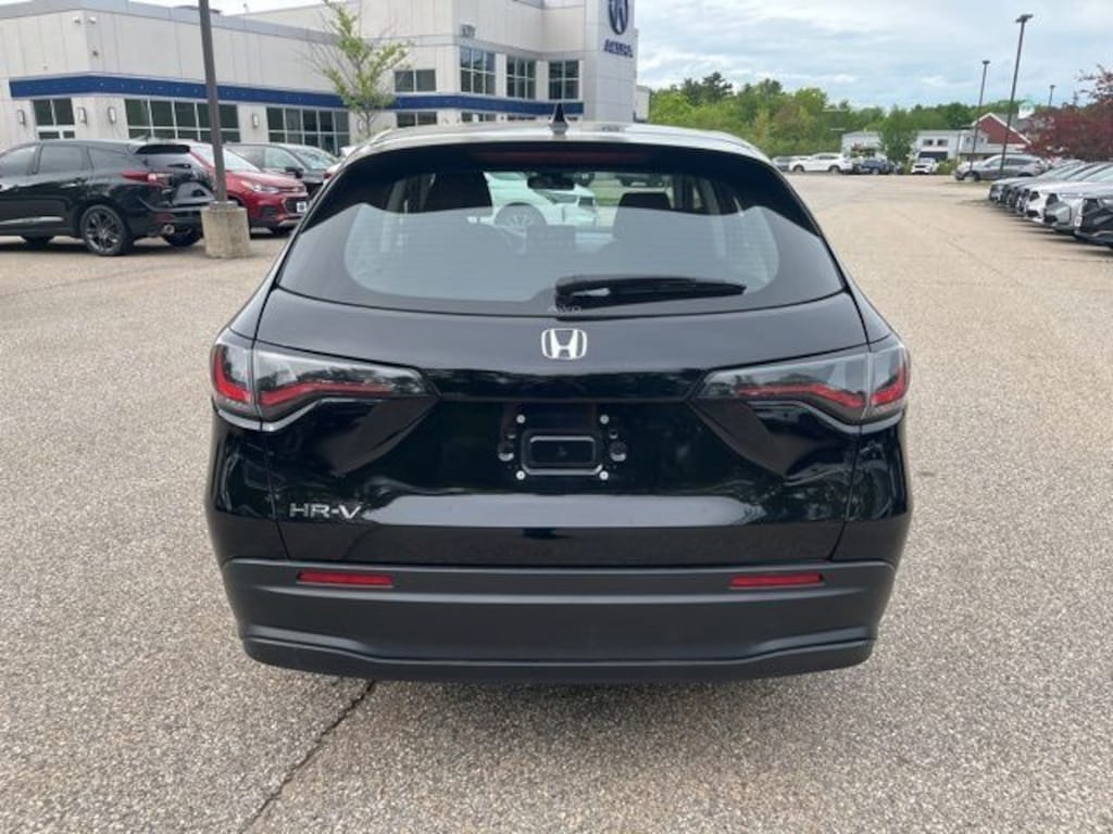 Used 2025 Honda HR-V LX SUV