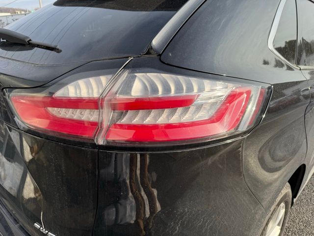 2022 Ford Edge Titanium - Photo 33