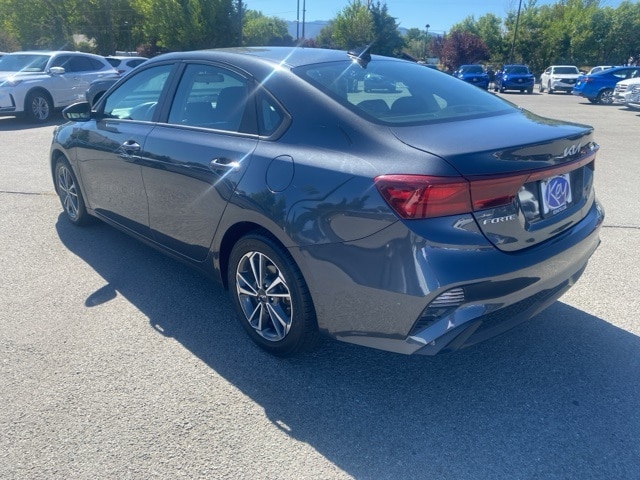2023 Kia Forte LXS photo 3