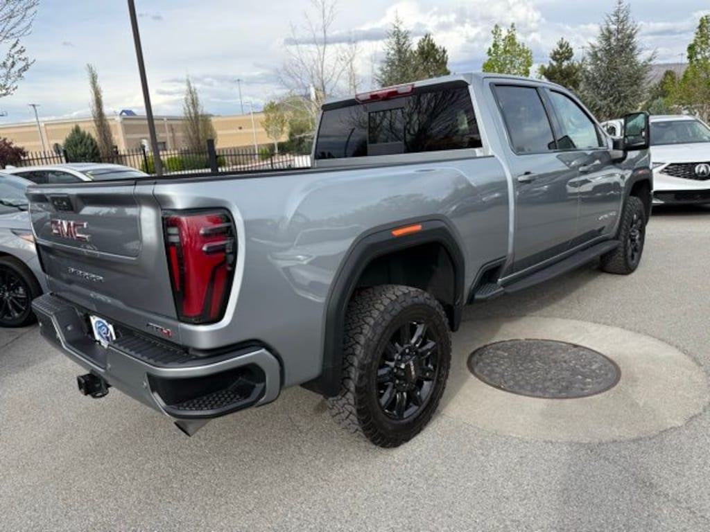 Used 2025 GMC Sierra 2500 HD AT4 Truck Crew Cab