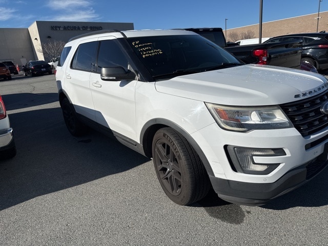 2017 Ford Explorer XLT's photo