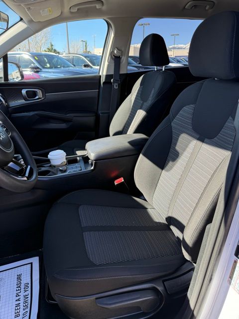 2023 Kia Sorento 12
