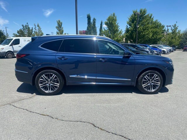 2026 Acura MDX SH-AWD Advance photo 4