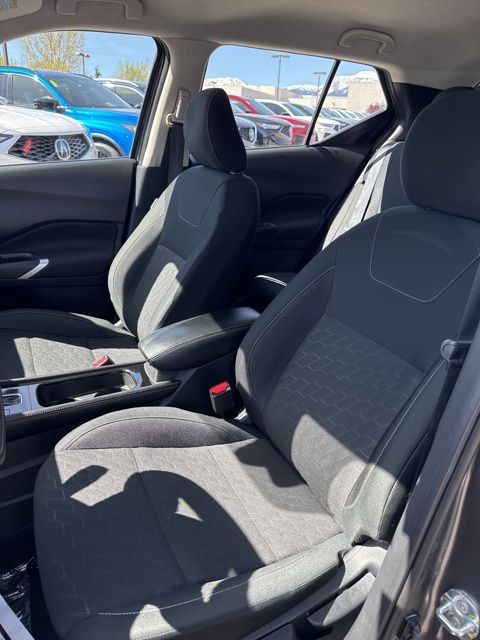 2024 Nissan Kicks SV - Photo 11
