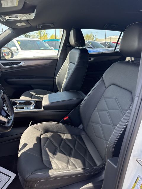 2025 Volkswagen Atlas Cross Sport SE w/Tech - Photo 12