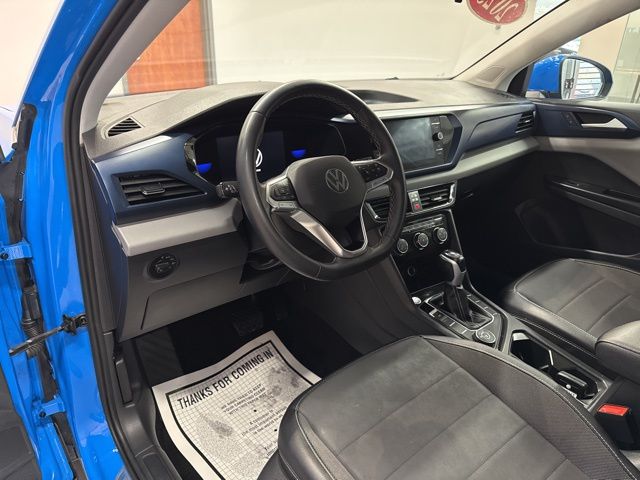 2023 Volkswagen Taos 24