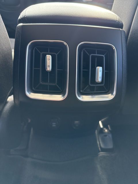 2022 Kia Sorento 17