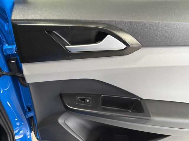 2023 Volkswagen Taos 46