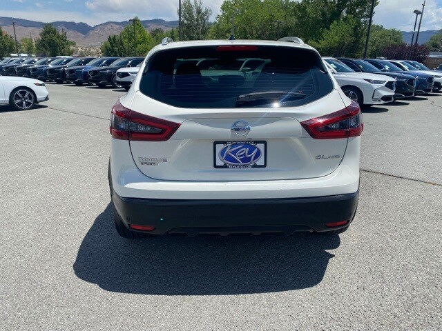 2022 Nissan Rogue Sport SL photo 4
