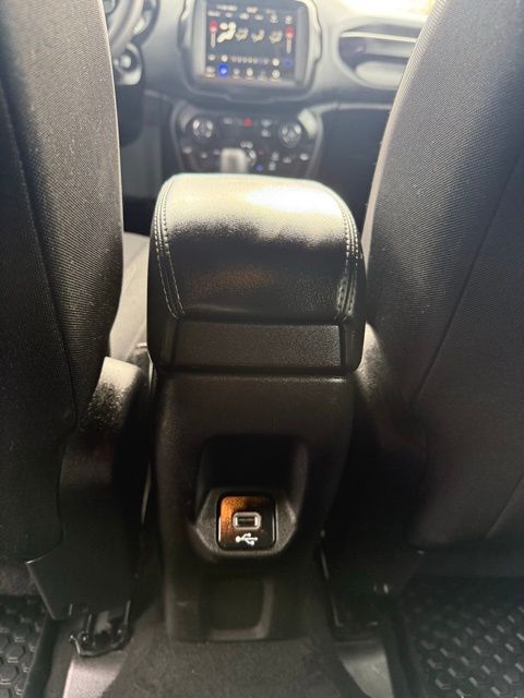 2022 Jeep Renegade Altitude - Photo 17