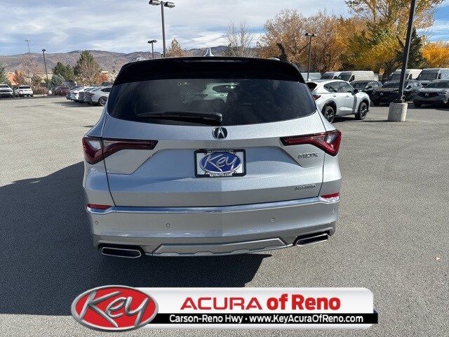 2026 Acura MDX SH-AWD Advance photo 4