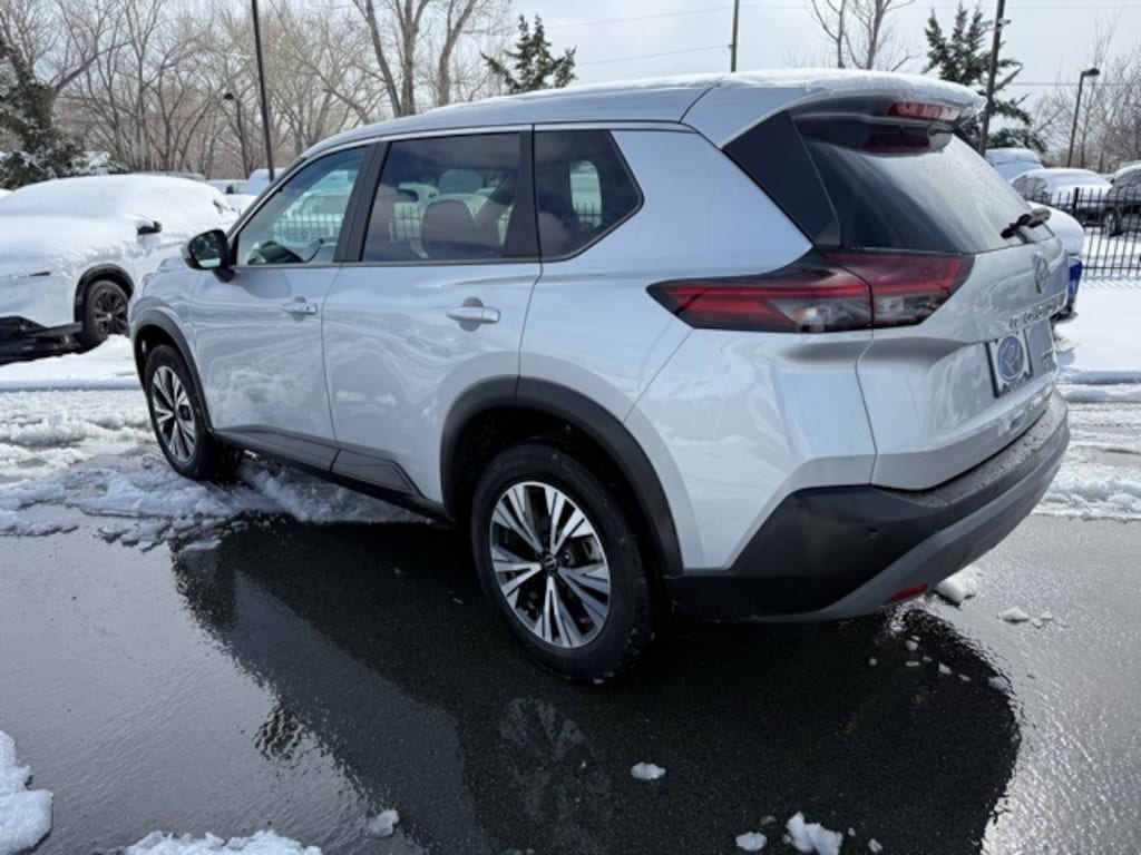 Used 2023 Nissan Rogue SV SUV