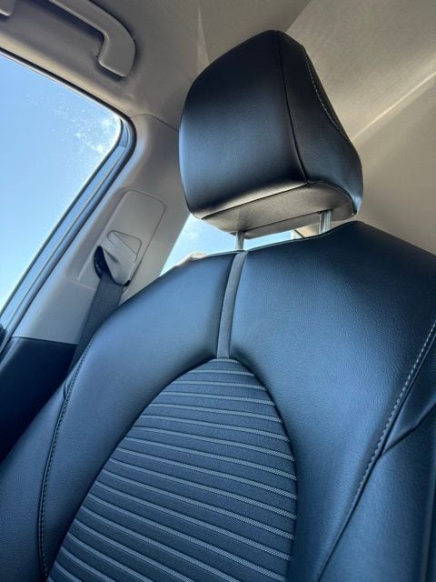 2024 Toyota Camry SE - Photo 33