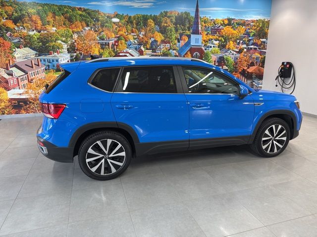 2023 Volkswagen Taos 7